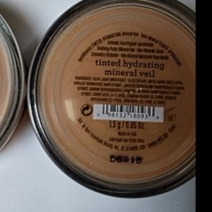 bareMinerals Tinted Hydrating Mineral Veil